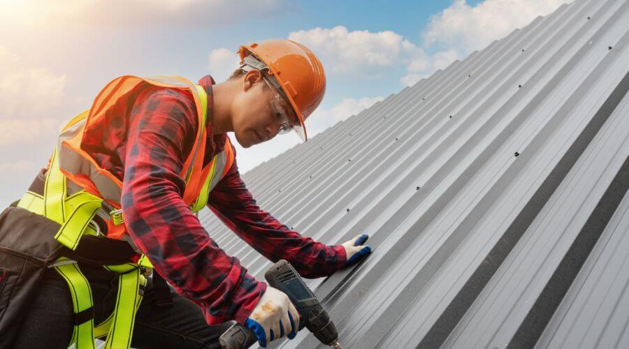 Expert Emergency Roof Repairs services in Glenarm, IL